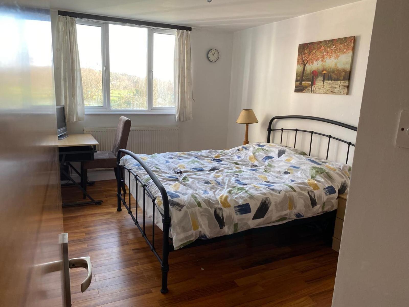 The Kingston Hideaway Hostel Kingston upon Thames  Εξωτερικό φωτογραφία