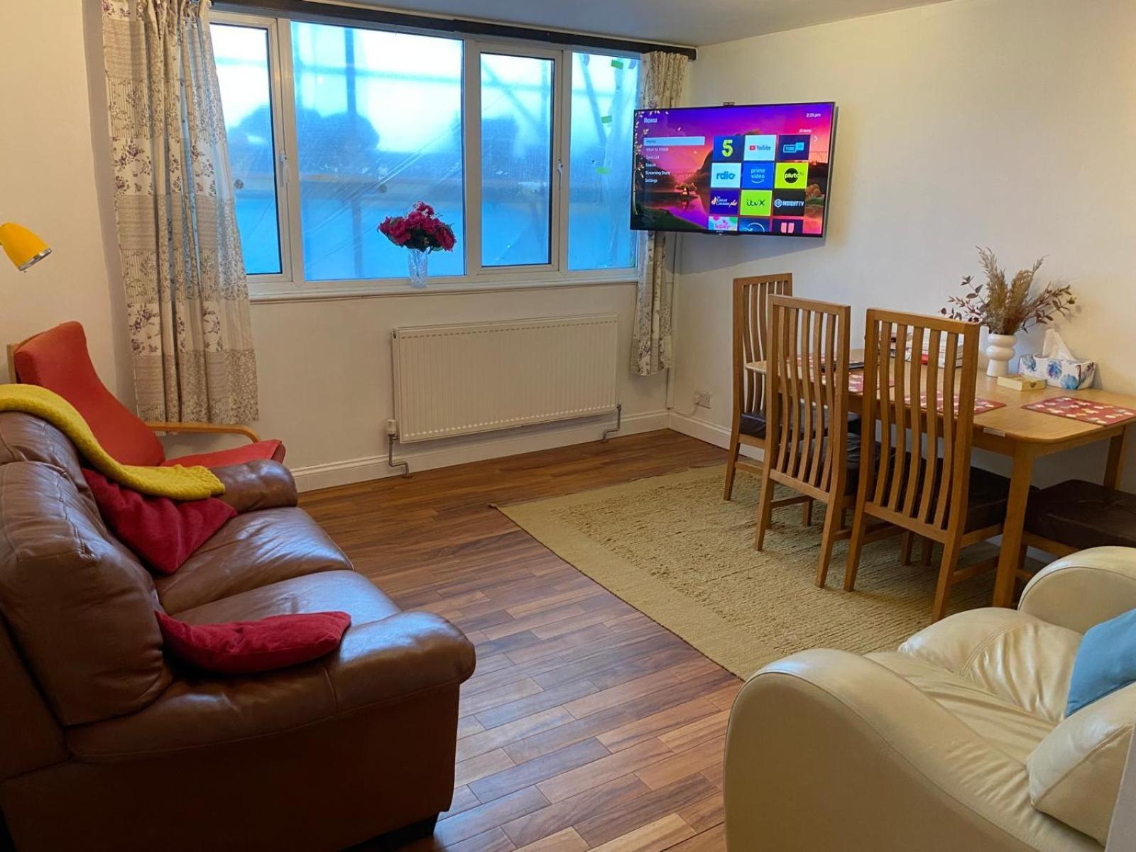 The Kingston Hideaway Hostel Kingston upon Thames  Εξωτερικό φωτογραφία